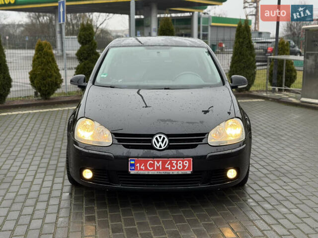 Черный Фольксваген Гольф, объемом двигателя 1.6 л и пробегом 195 тыс. км за 5150 $, фото 3 на Automoto.ua