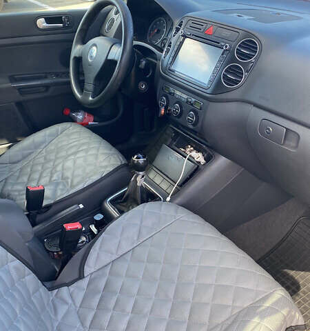 Чорний Фольксваген Гольф, об'ємом двигуна 1.6 л та пробігом 240 тис. км за 4700 $, фото 14 на Automoto.ua