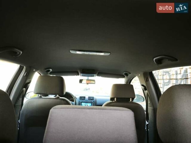 Фольксваген Гольф 2006 в Хмельницком на Automoto.ua Черный Фольксваген Гольф, объемом двигателя 1.6 л и пробегом 247 тыс. км за 6400 $, фото 80 на Automoto.ua