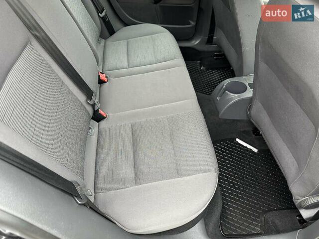 Черный Фольксваген Гольф, объемом двигателя 1.4 л и пробегом 187 тыс. км за 6500 $, фото 53 на Automoto.ua