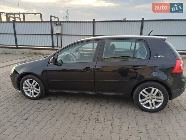Чорний Фольксваген Гольф, об'ємом двигуна 1.6 л та пробігом 212 тис. км за 5900 $, фото 10 на Automoto.ua