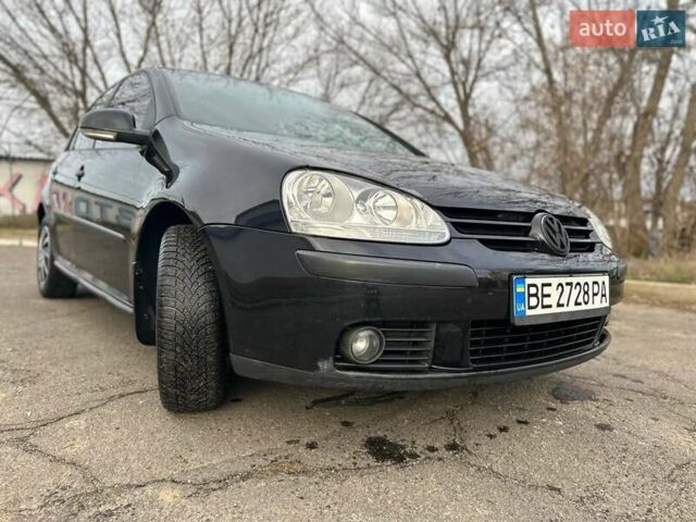 Черный Фольксваген Гольф, объемом двигателя 1.6 л и пробегом 196 тыс. км за 6500 $, фото 12 на Automoto.ua