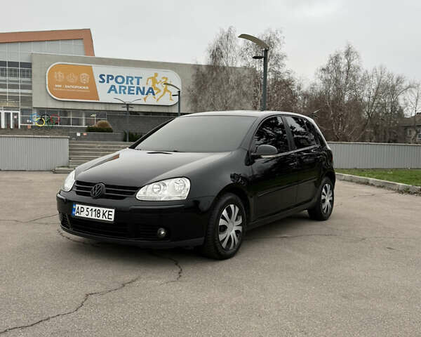 Черный Фольксваген Гольф, объемом двигателя 1.39 л и пробегом 260 тыс. км за 4999 $, фото 1 на Automoto.ua