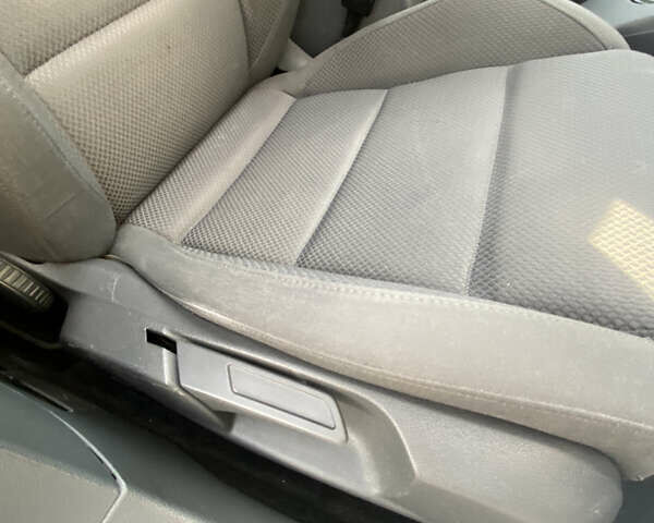 Чорний Фольксваген Гольф, об'ємом двигуна 1.6 л та пробігом 190 тис. км за 6032 $, фото 20 на Automoto.ua