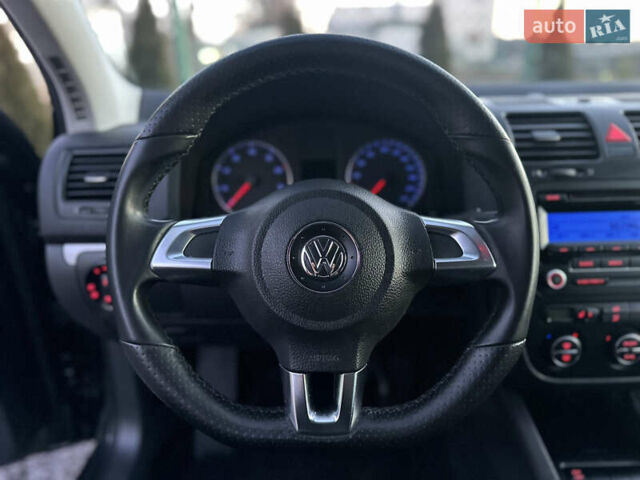 Черный Фольксваген Гольф, объемом двигателя 1.4 л и пробегом 271 тыс. км за 5700 $, фото 22 на Automoto.ua