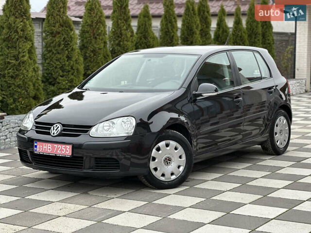 Черный Фольксваген Гольф, объемом двигателя 1.4 л и пробегом 187 тыс. км за 6500 $, фото 2 на Automoto.ua