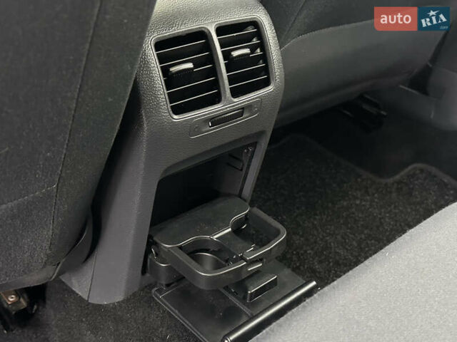 Черный Фольксваген Гольф, объемом двигателя 1.4 л и пробегом 191 тыс. км за 5550 $, фото 33 на Automoto.ua