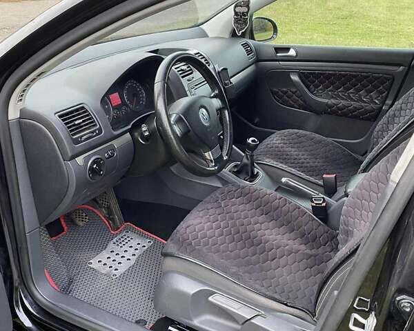 Фольксваген Гольф 2007 в Золотоноше на Automoto.ua Черный Фольксваген Гольф, объемом двигателя 1.9 л и пробегом 310 тыс. км за 6000 $, фото 16 на Automoto.ua