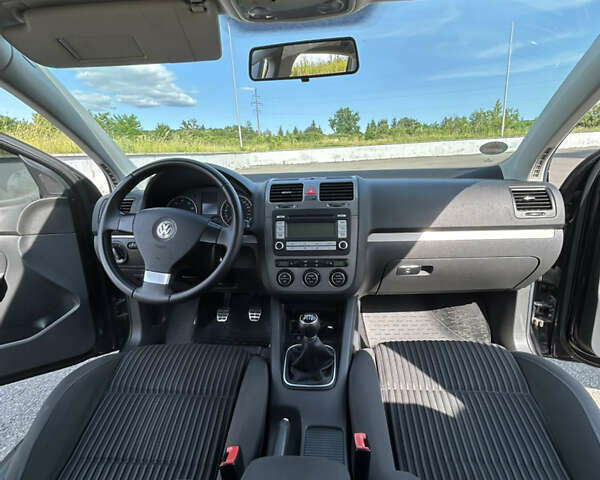 Чорний Фольксваген Гольф, об'ємом двигуна 1.4 л та пробігом 283 тис. км за 5500 $, фото 14 на Automoto.ua