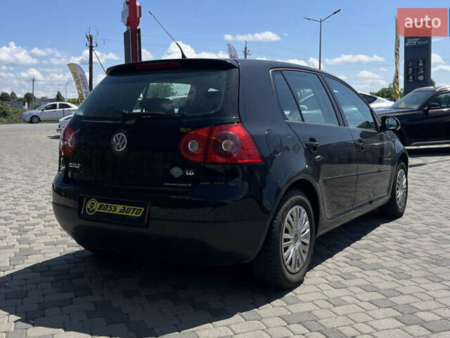 Чорний Фольксваген Гольф, об'ємом двигуна 1.6 л та пробігом 188 тис. км за 5500 $, фото 6 на Automoto.ua