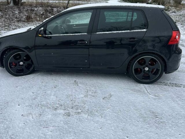 Черный Фольксваген Гольф, объемом двигателя 0 л и пробегом 262 тыс. км за 6400 $, фото 1 на Automoto.ua