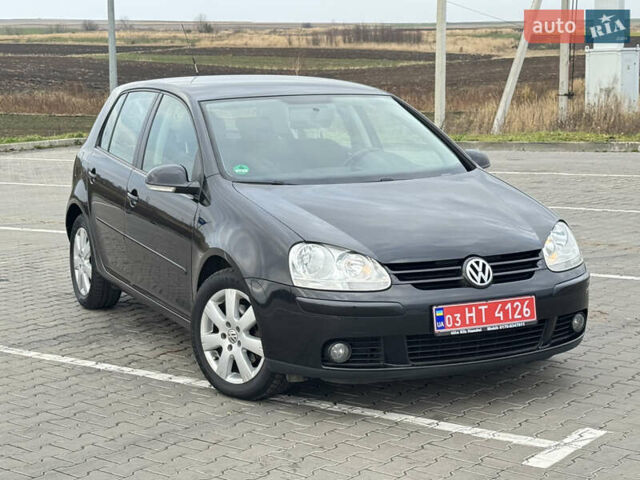 Черный Фольксваген Гольф, объемом двигателя 1.6 л и пробегом 218 тыс. км за 5900 $, фото 3 на Automoto.ua