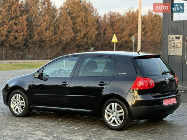 Чорний Фольксваген Гольф, об'ємом двигуна 1.6 л та пробігом 169 тис. км за 5999 $, фото 48 на Automoto.ua