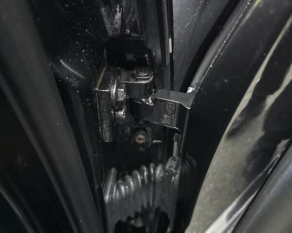 Чорний Фольксваген Гольф, об'ємом двигуна 1.6 л та пробігом 230 тис. км за 6450 $, фото 120 на Automoto.ua