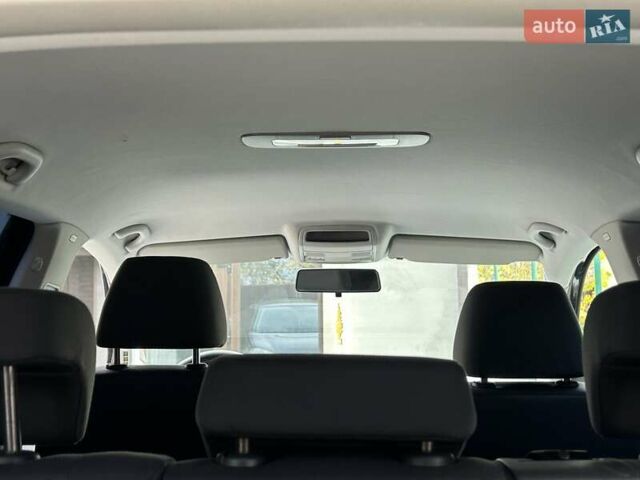 Черный Фольксваген Гольф, объемом двигателя 1.6 л и пробегом 196 тыс. км за 6200 $, фото 40 на Automoto.ua