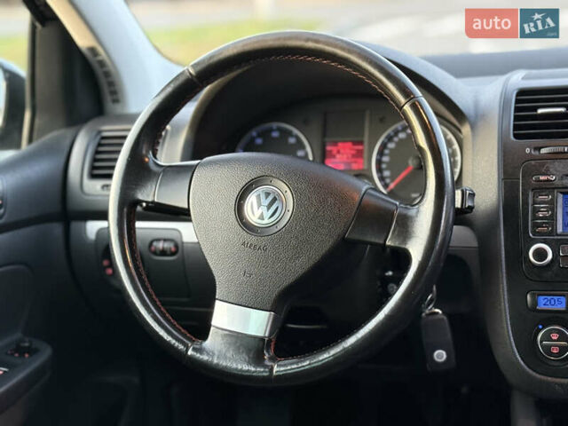 Чорний Фольксваген Гольф, об'ємом двигуна 1.6 л та пробігом 169 тис. км за 5999 $, фото 74 на Automoto.ua