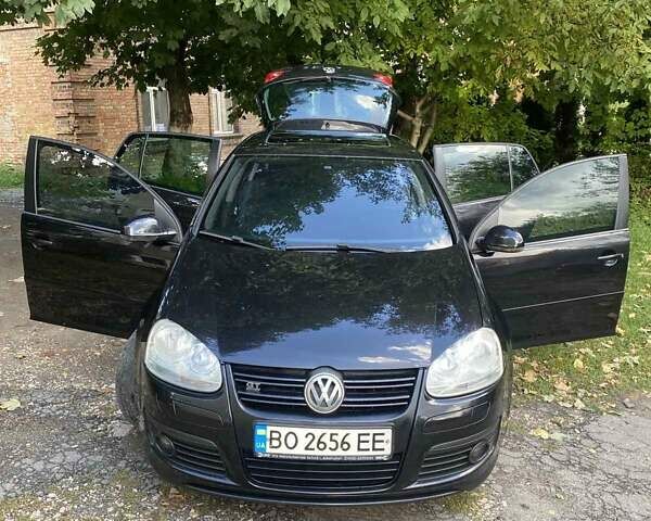Чорний Фольксваген Гольф, об'ємом двигуна 1.6 л та пробігом 211 тис. км за 6250 $, фото 1 на Automoto.ua