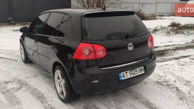 Черный Фольксваген Гольф, объемом двигателя 1.6 л и пробегом 207 тыс. км за 6200 $, фото 5 на Automoto.ua