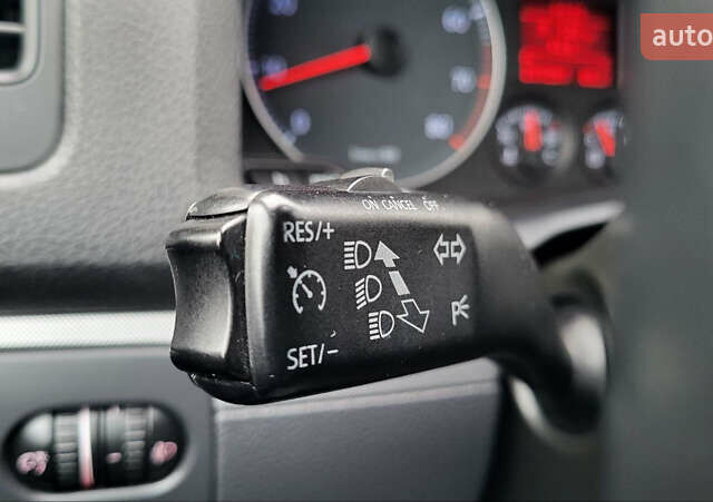 Черный Фольксваген Гольф, объемом двигателя 1.6 л и пробегом 237 тыс. км за 6500 $, фото 38 на Automoto.ua