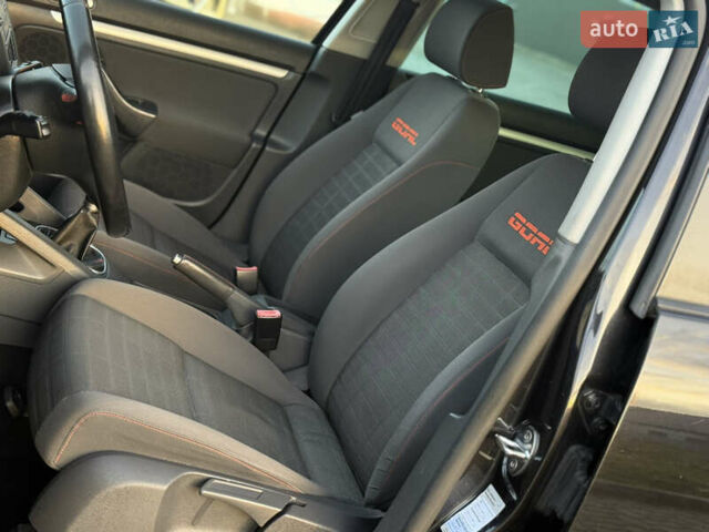 Чорний Фольксваген Гольф, об'ємом двигуна 1.6 л та пробігом 169 тис. км за 5999 $, фото 54 на Automoto.ua