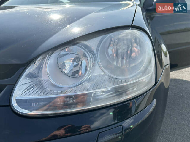 Чорний Фольксваген Гольф, об'ємом двигуна 1.4 л та пробігом 283 тис. км за 5500 $, фото 20 на Automoto.ua