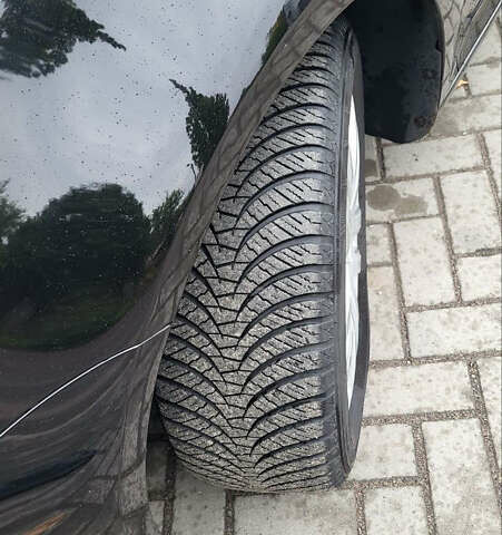 Черный Фольксваген Гольф, объемом двигателя 1.6 л и пробегом 237 тыс. км за 6500 $, фото 15 на Automoto.ua