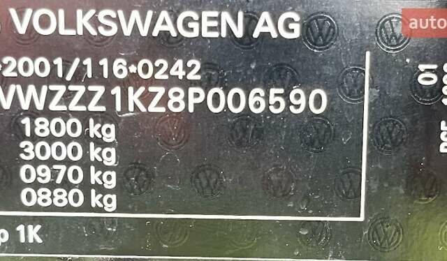 Черный Фольксваген Гольф, объемом двигателя 1.6 л и пробегом 250 тыс. км за 6100 $, фото 25 на Automoto.ua