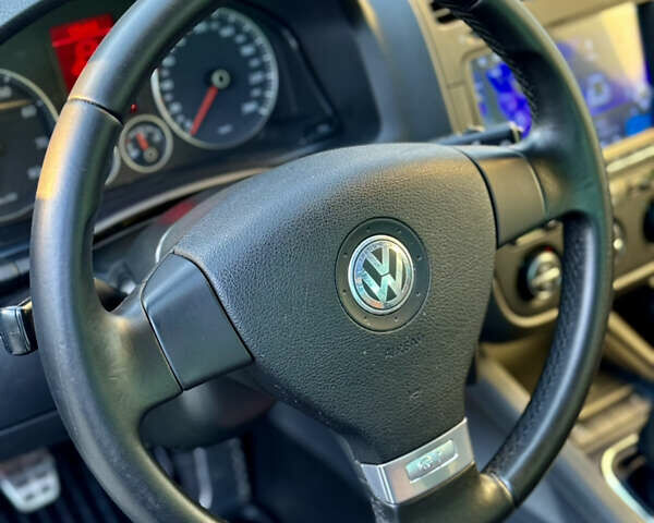 Черный Фольксваген Гольф, объемом двигателя 1.4 л и пробегом 171 тыс. км за 7500 $, фото 20 на Automoto.ua