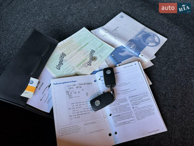 Черный Фольксваген Гольф, объемом двигателя 1.4 л и пробегом 171 тыс. км за 7500 $, фото 31 на Automoto.ua