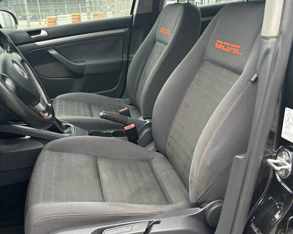 Чорний Фольксваген Гольф, об'ємом двигуна 1.4 л та пробігом 236 тис. км за 5850 $, фото 31 на Automoto.ua