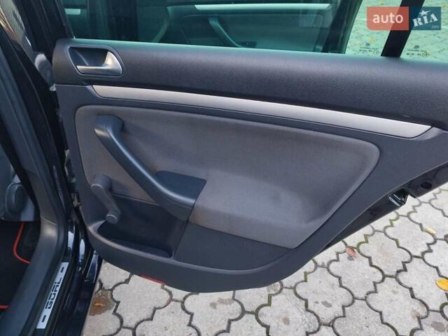 Чорний Фольксваген Гольф, об'ємом двигуна 1.6 л та пробігом 212 тис. км за 6750 $, фото 33 на Automoto.ua