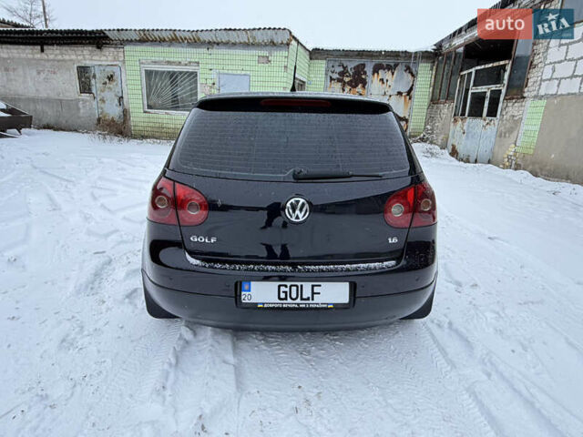 Черный Фольксваген Гольф, объемом двигателя 1.6 л и пробегом 242 тыс. км за 6750 $, фото 6 на Automoto.ua