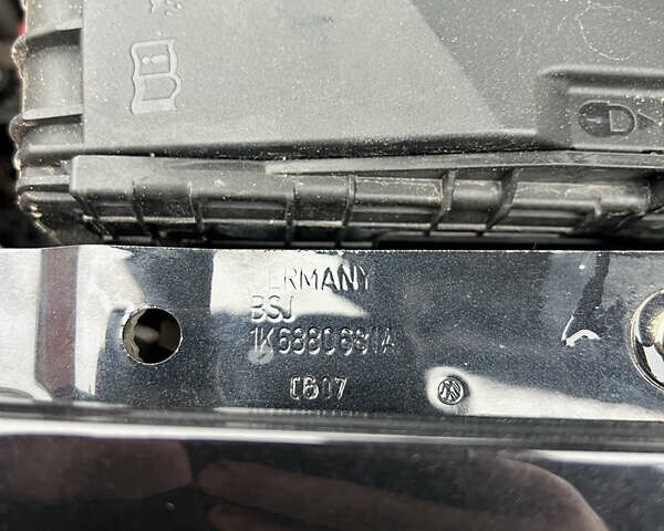 Черный Фольксваген Гольф, объемом двигателя 1.6 л и пробегом 245 тыс. км за 5700 $, фото 11 на Automoto.ua