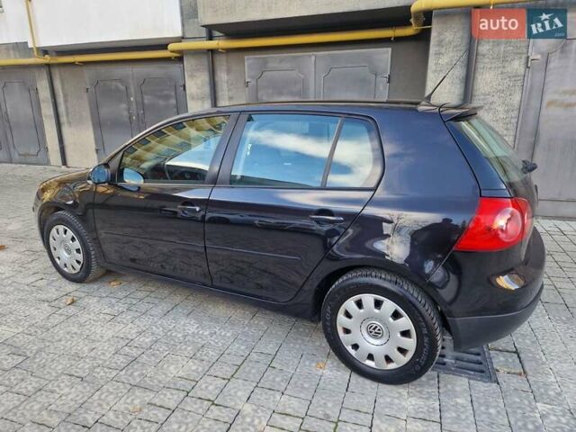 Черный Фольксваген Гольф, объемом двигателя 1.6 л и пробегом 255 тыс. км за 5950 $, фото 3 на Automoto.ua