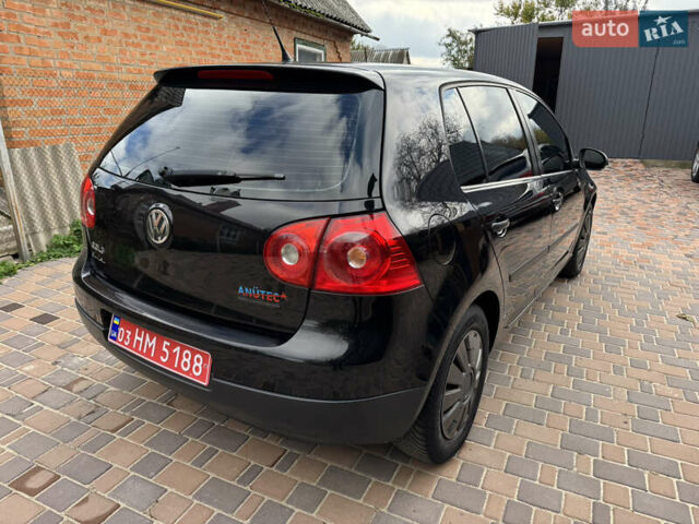 Черный Фольксваген Гольф, объемом двигателя 1.4 л и пробегом 246 тыс. км за 5600 $, фото 6 на Automoto.ua