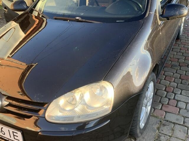 Черный Фольксваген Гольф, объемом двигателя 1.4 л и пробегом 222 тыс. км за 5700 $, фото 1 на Automoto.ua