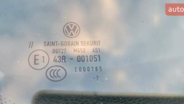 Черный Фольксваген Гольф, объемом двигателя 1.6 л и пробегом 221 тыс. км за 5750 $, фото 37 на Automoto.ua