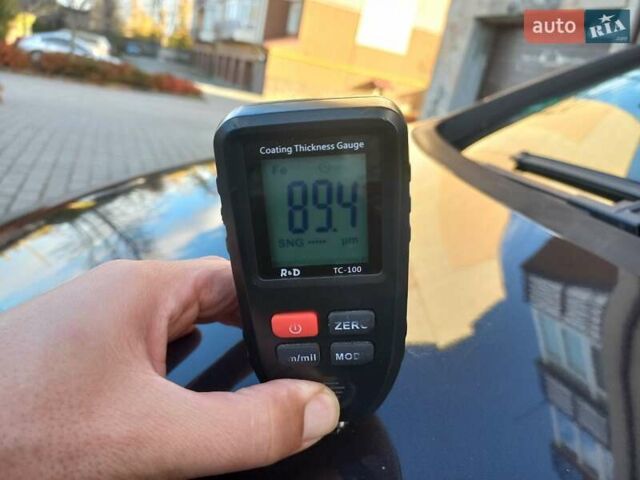 Черный Фольксваген Гольф, объемом двигателя 1.6 л и пробегом 200 тыс. км за 5650 $, фото 37 на Automoto.ua