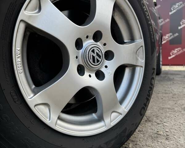 Черный Фольксваген Гольф, объемом двигателя 1.4 л и пробегом 252 тыс. км за 6200 $, фото 5 на Automoto.ua