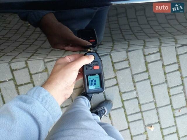 Черный Фольксваген Гольф, объемом двигателя 1.6 л и пробегом 200 тыс. км за 5650 $, фото 29 на Automoto.ua