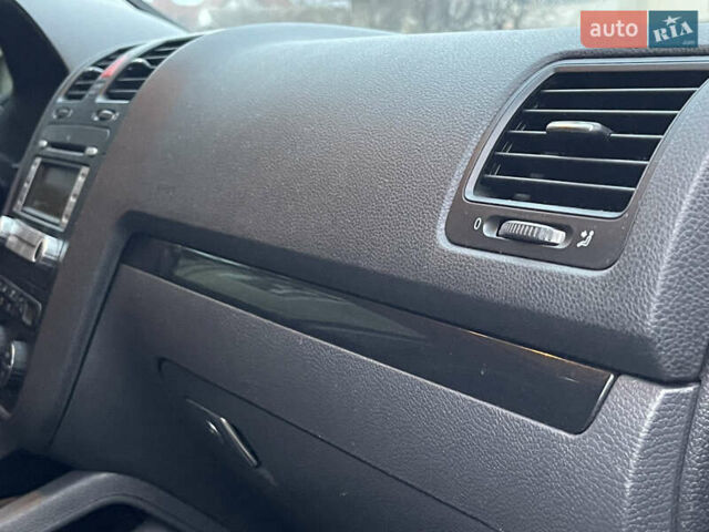 Чорний Фольксваген Гольф, об'ємом двигуна 1.4 л та пробігом 170 тис. км за 6250 $, фото 38 на Automoto.ua