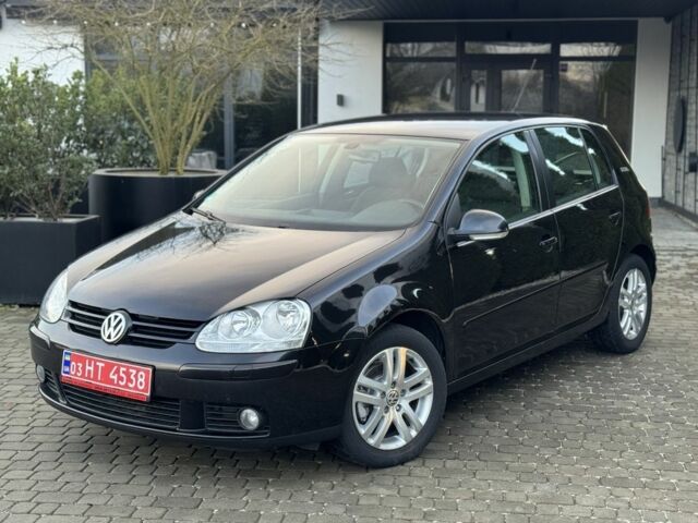 Чорний Фольксваген Гольф, об'ємом двигуна 0 л та пробігом 270 тис. км за 5500 $, фото 1 на Automoto.ua