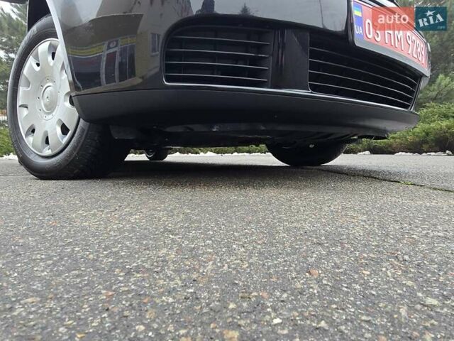 Чорний Фольксваген Гольф, об'ємом двигуна 1.6 л та пробігом 230 тис. км за 6450 $, фото 19 на Automoto.ua