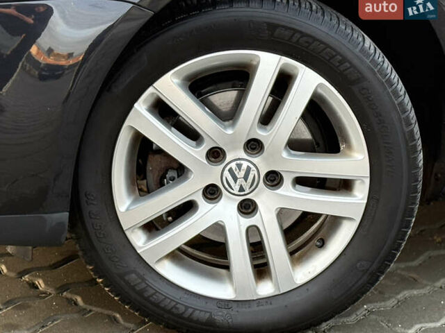 Чорний Фольксваген Гольф, об'ємом двигуна 1.6 л та пробігом 169 тис. км за 5999 $, фото 14 на Automoto.ua