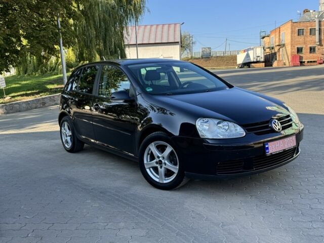 Черный Фольксваген Гольф, объемом двигателя 1.6 л и пробегом 260 тыс. км за 6100 $, фото 1 на Automoto.ua