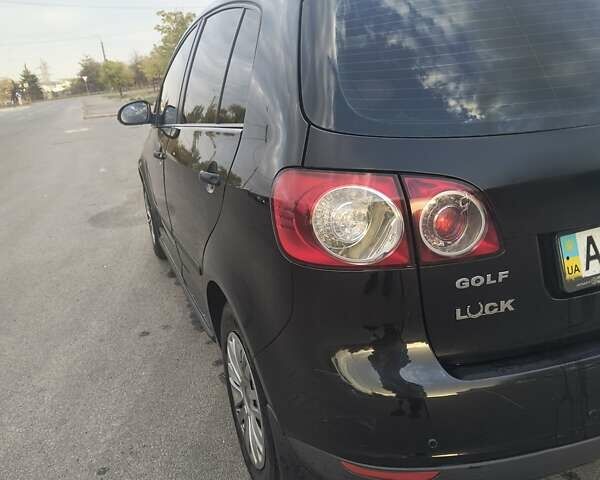 Черный Фольксваген Гольф, объемом двигателя 1.6 л и пробегом 197 тыс. км за 6700 $, фото 16 на Automoto.ua