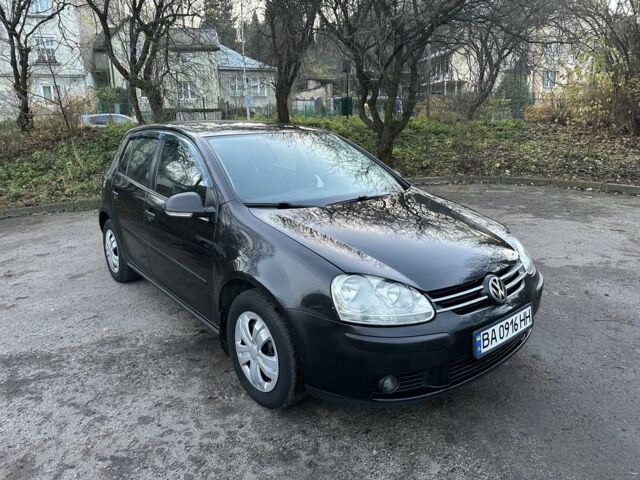 Черный Фольксваген Гольф, объемом двигателя 1.6 л и пробегом 329 тыс. км за 4300 $, фото 9 на Automoto.ua