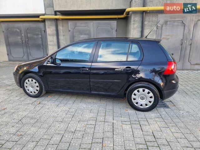 Черный Фольксваген Гольф, объемом двигателя 1.6 л и пробегом 255 тыс. км за 5950 $, фото 6 на Automoto.ua