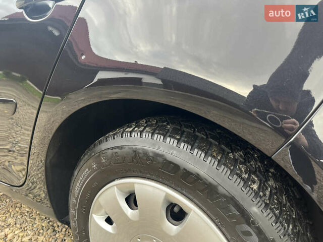 Черный Фольксваген Гольф, объемом двигателя 1.6 л и пробегом 253 тыс. км за 6250 $, фото 37 на Automoto.ua