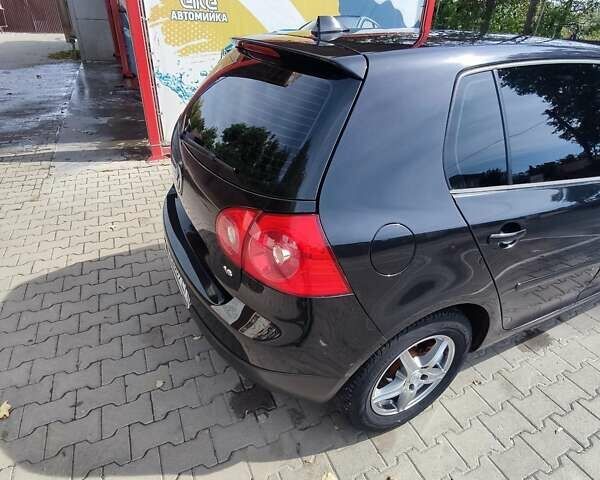 Черный Фольксваген Гольф, объемом двигателя 1.6 л и пробегом 215 тыс. км за 6800 $, фото 6 на Automoto.ua